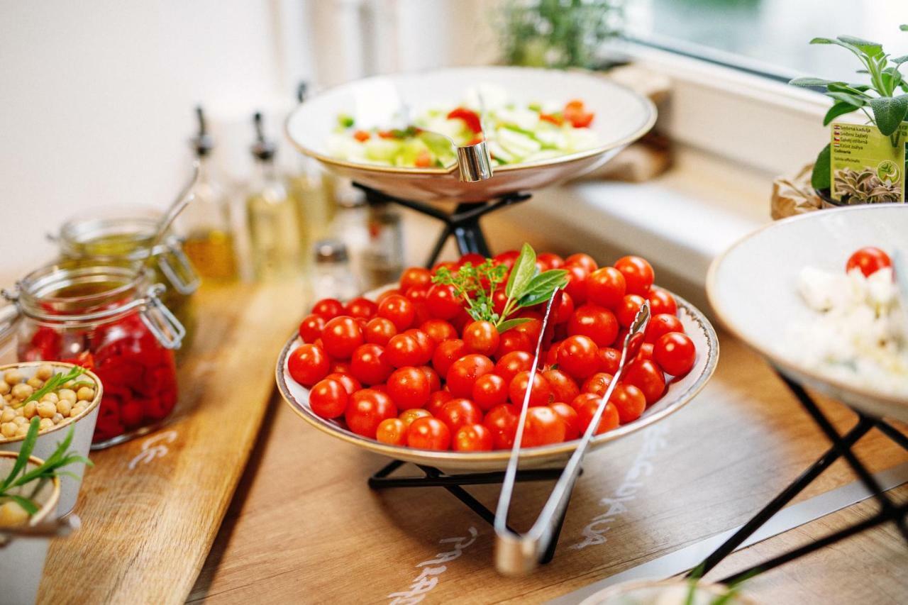 Bit Center Hotel Ljubljana Ngoại thất bức ảnh